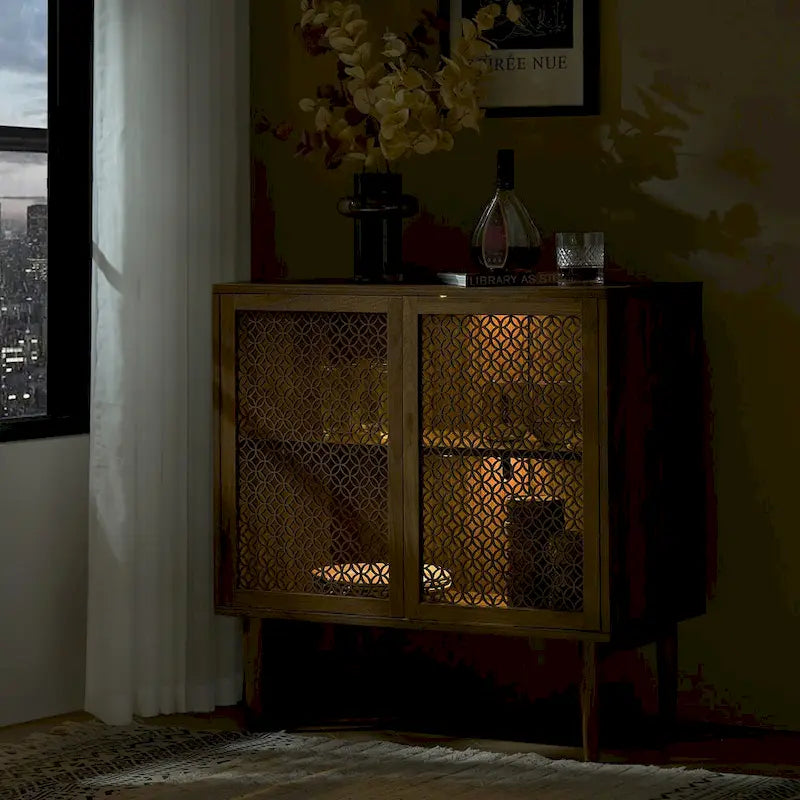 Buffet d'appoint moderne Dominik 32 po de haut à 2 portes avec lumière